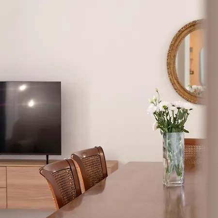 Apartment B-home *